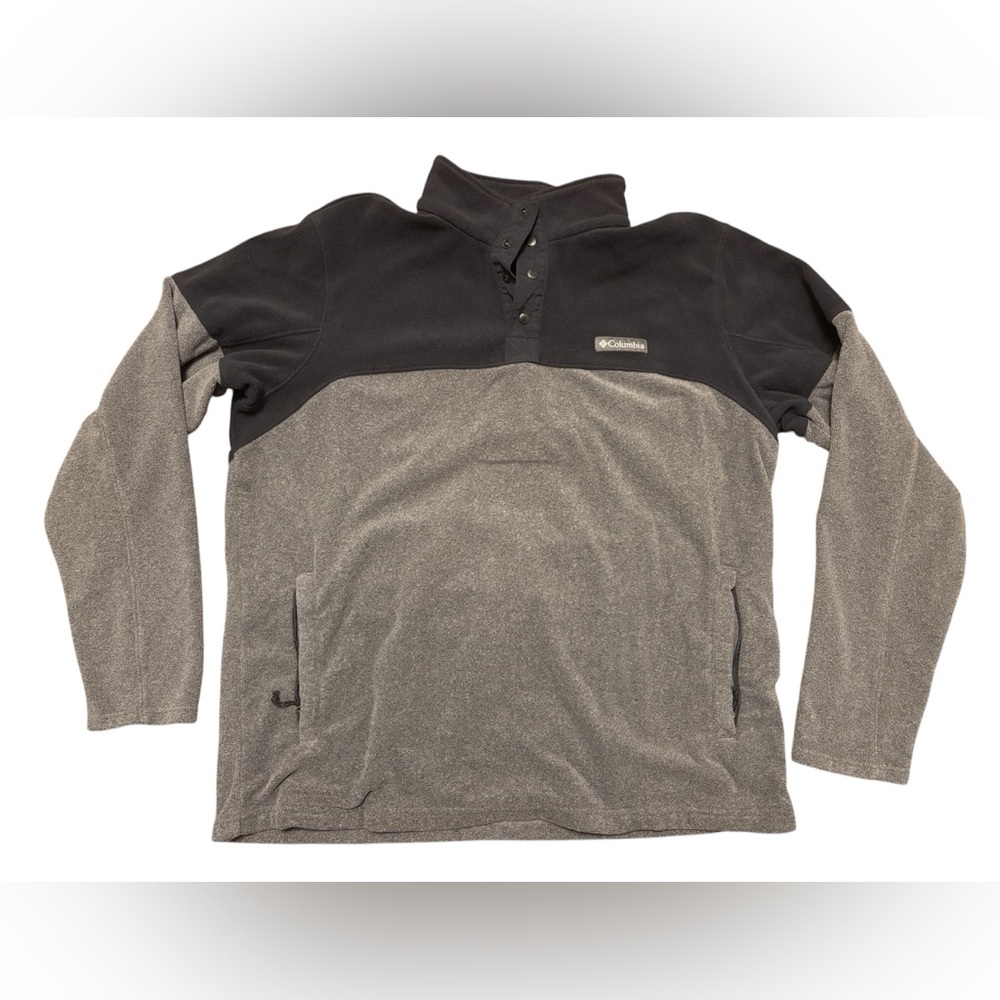 Columbia Black and Gray Half Snap Pullover Sweater
